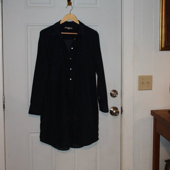 LIMTED TIME SALE: GAP Zig Zag Dark and Light Blue Long Sleeve Shirt Dress Size M - Picture 1 of 11